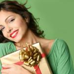 15 Идей подарков для женщин на новый год