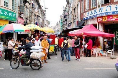 Интернет-маркетинг от азиатских уличных торговцев
