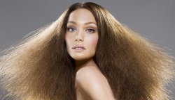 Как избавиться от электризации волос?