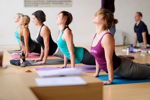 Как йога может навредить организму