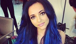 Как покрасить волосы в синий цвет?