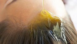 Как смыть репейное масло с волос?