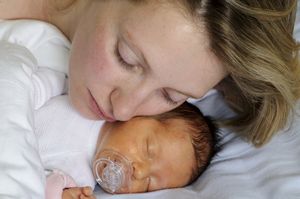Патологическая и физиологическая желтушка у новорожденных: причины. желтушка у новорожденных - последствия и методы лечения