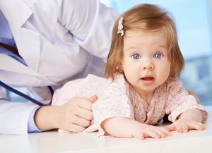 У ребенка болит живот и рвота – с чем это связано? нужно ли обращаться к врачу, когда у ребёнка болит живот и тошнит