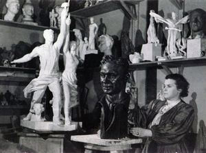 Вера мухина: первая женщина-скульптор ссср